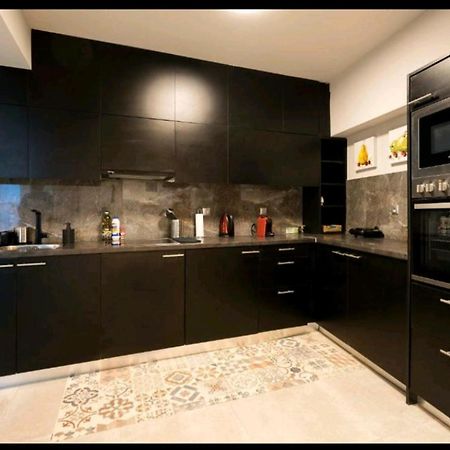 Romantic Jacuzzi Apartment Athens Exterior photo